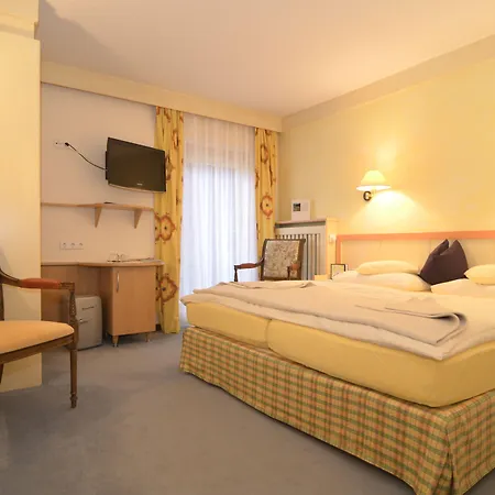 酒店 Naturhotel Ortners Eschenhof 4*