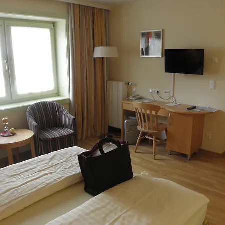 Naturhotel Ortners Eschenhof 酒店 4*