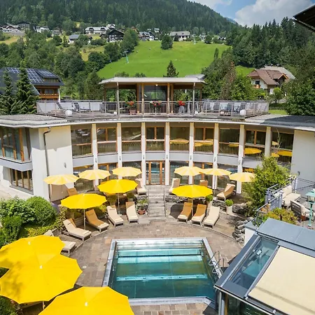 Naturhotel Ortners Eschenhof Готель Бад-Кляйнкірхгайм