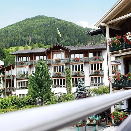 호텔 Naturhotel Ortners Eschenhof 4*